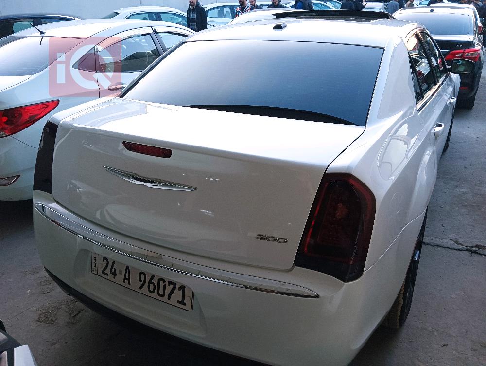 Chrysler 300